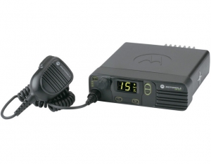 Автомобильная радиостанция Motorola DM 3401