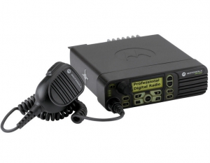 Автомобильная радиостанция Motorola DM 3600