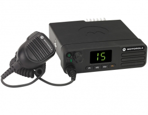 Автомобильная радиостанция Motorola DM 4401