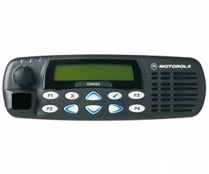 Автомобильная радиостанция Motorola GM 660