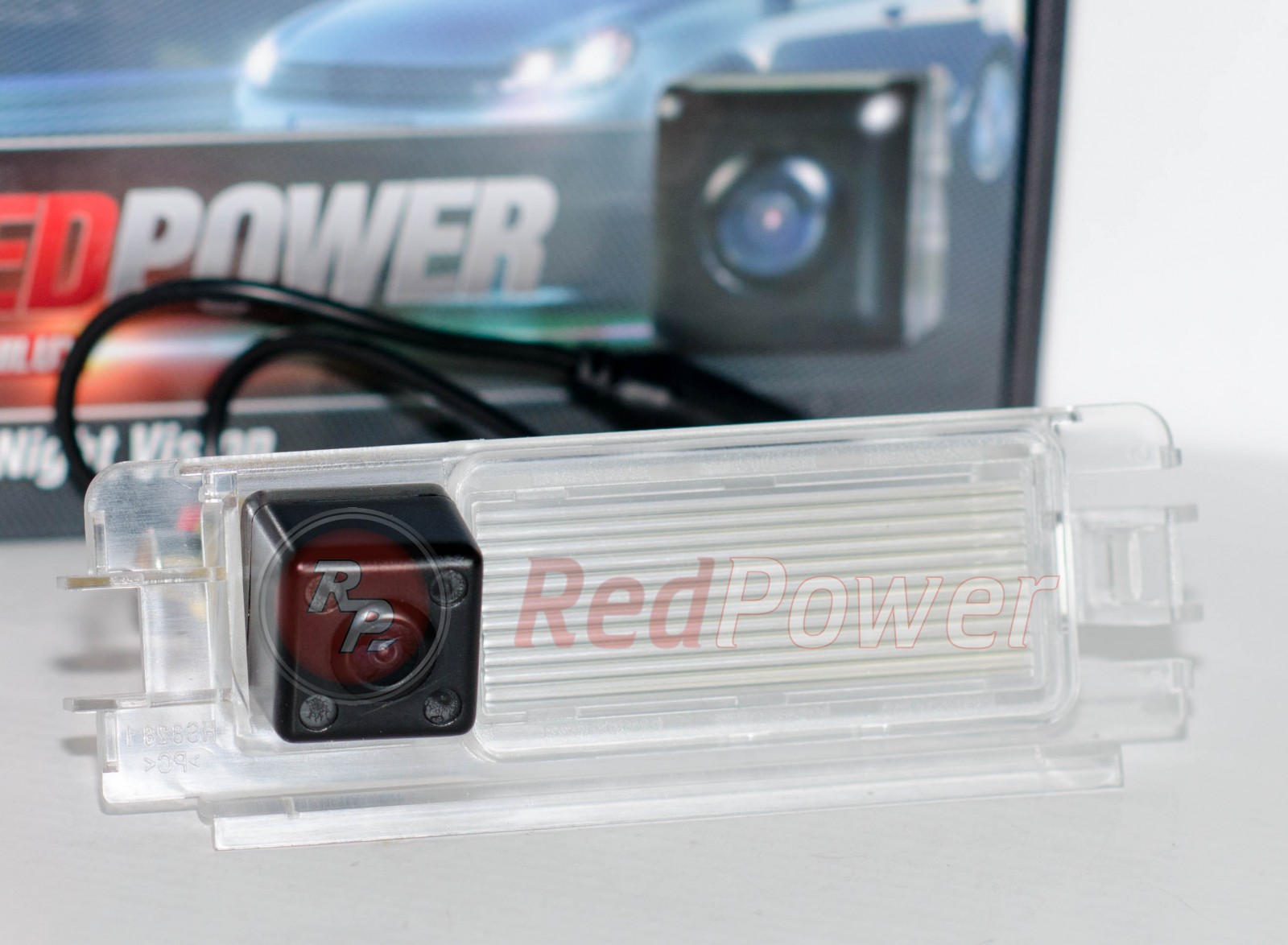 Камера заднего вида RedPower REN274